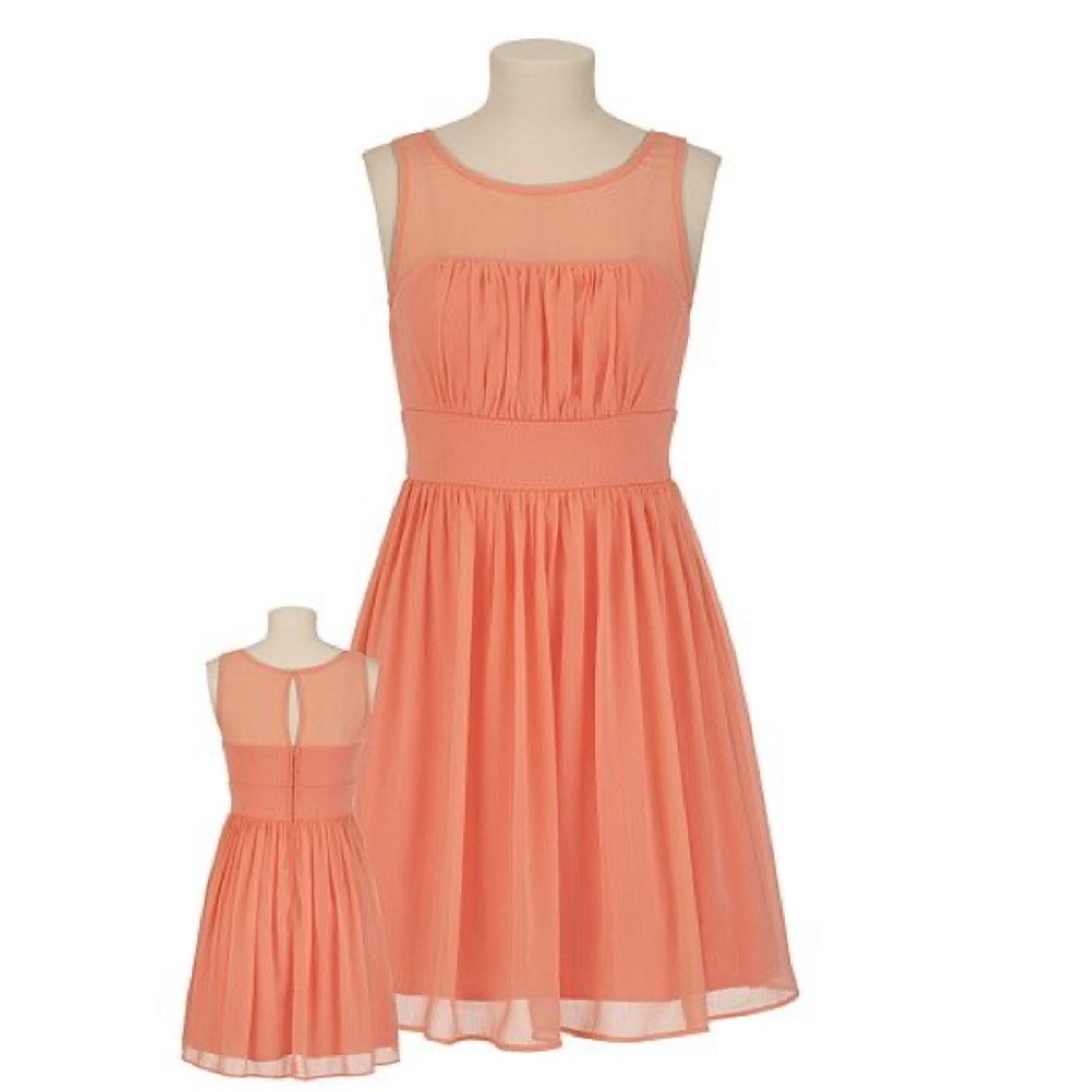 ⚡️FLASH SALE⚡️Coral Mesh Neckline Dress 7/8
